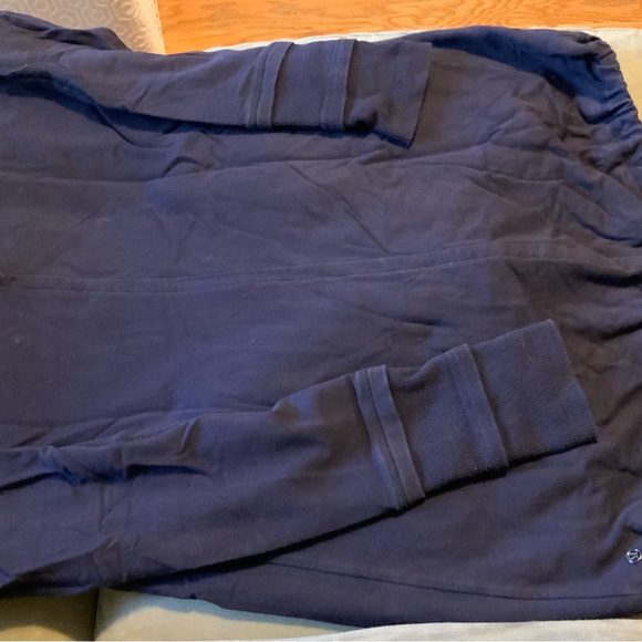 Lululemon dark purple wrap jacket - Picture 13 of 17